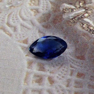 0.90 Carat Natural Blue Sapphire 8x5mm Marquise Cut, Blue Faceted Unmounted Gemstone, Low Heat Sapphire image 1