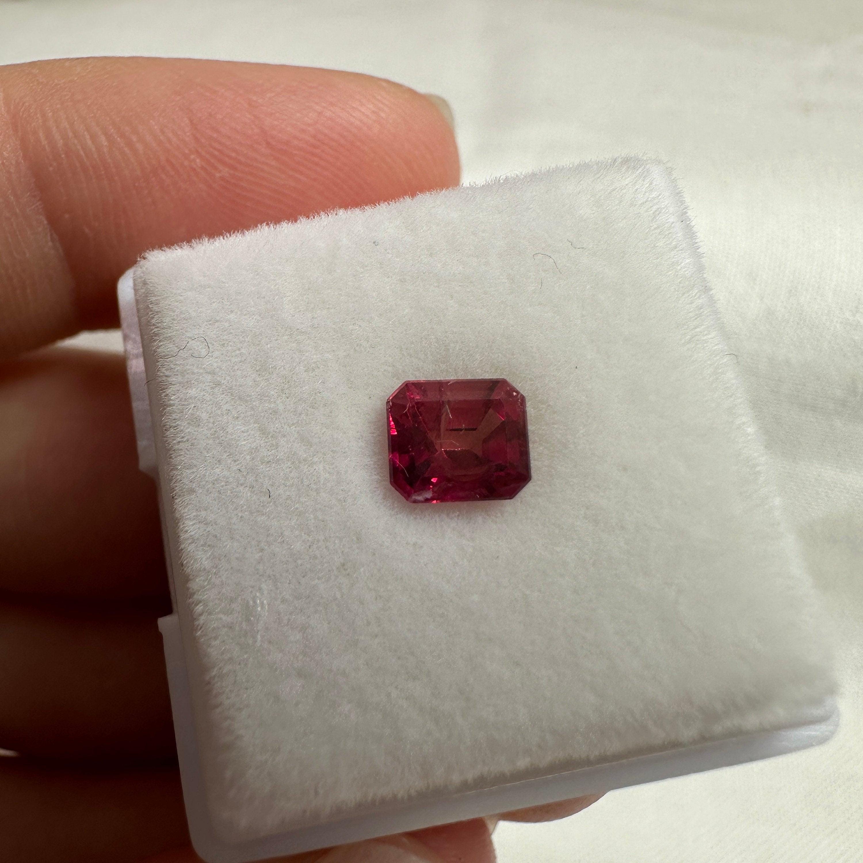 0.69 Carat Red Beryl 5.5x5mm Emerald Cut, Natural Utah Red Beryl ...
