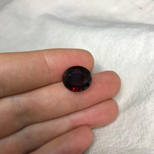 Dark Red Garnet 9.35 Carat 12.5x11.2mm Oval Cut Faceted Loose Gemstone image 2