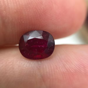 Turmalina rubelita de 8,5 x 7 mm, 1,61 ct, piedra preciosa natural suelta, color rojo oscuro intenso, morado y fucsia, gema natural, vendedor en EE. UU.