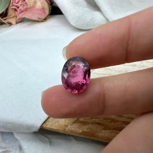 Turmalina rosa de 13,5 x 10,5 mm, 5,72 quilates, piedra preciosa natural suelta, vendedor estadounidense. Envío rápido.