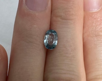 Lichtblauwe zirkoon, 1,43 karaat, 7,7 x 5,2 mm ovaal geslepen edelsteen, natuurlijke losse groenachtig blauwe zirkoon december-geboortesteen