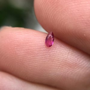 Natural Red Beryl 0.04 Ct. Pear Cut, Utah Red Beryl, VS! Tiny Rare Faceted Bixbite, 3.5x1.8mm