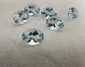 One 8x6mm light Blue Aquamarine Oval Cut, Faceted Loose Beryl
