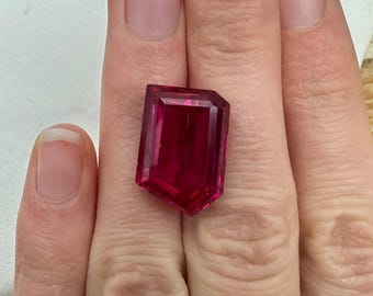 19 carat Lab Ruby 18x12.5mm Freeform Cut, Lab Created Faceted Loose Red Synthetic Corundum
