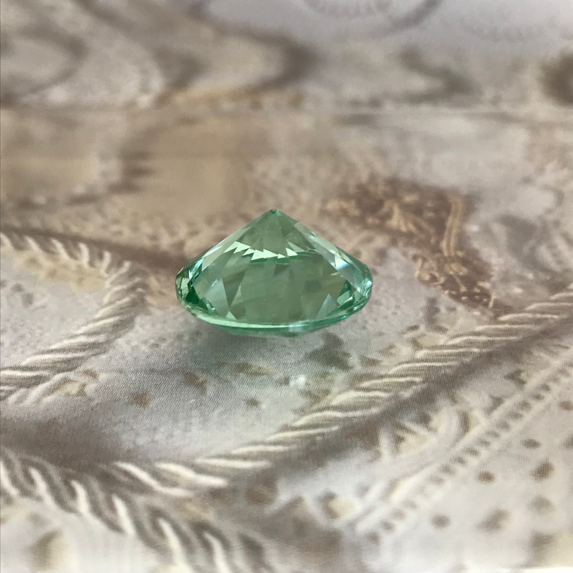 Green Lab Created Spinel 15mm Round Cut 12.5 Carat Man Made Etsy