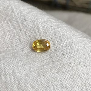 Natural Yellow Sapphire 0.67 Carat 5.8x4.1mm Oval Cut, Beryllium Treated Sapphire, Faceted Loose Gemstone, BE Treated image 7