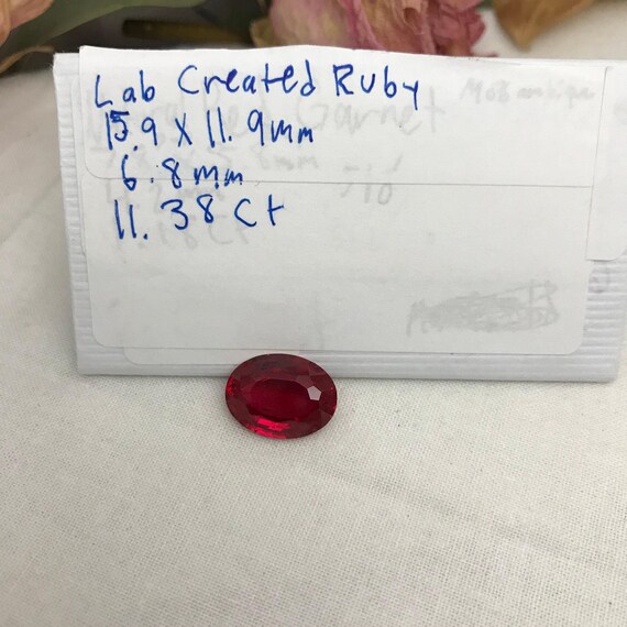 16 x 12 mm ラボ ルビー 11.38 カラット オーバルカット ルース 合成 