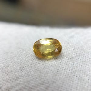 Natural Yellow Sapphire 0.67 Carat 5.8x4.1mm Oval Cut, Beryllium Treated Sapphire, Faceted Loose Gemstone, BE Treated image 4