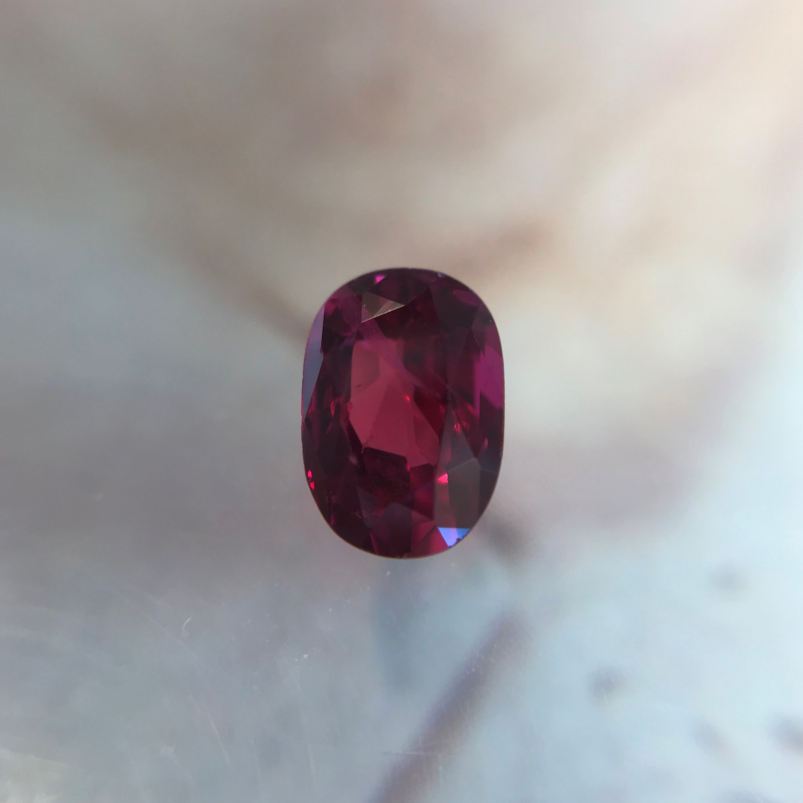 0.81 カラット 天然ルビー 6.4x4.4 mm ルース 宝石 ファセット