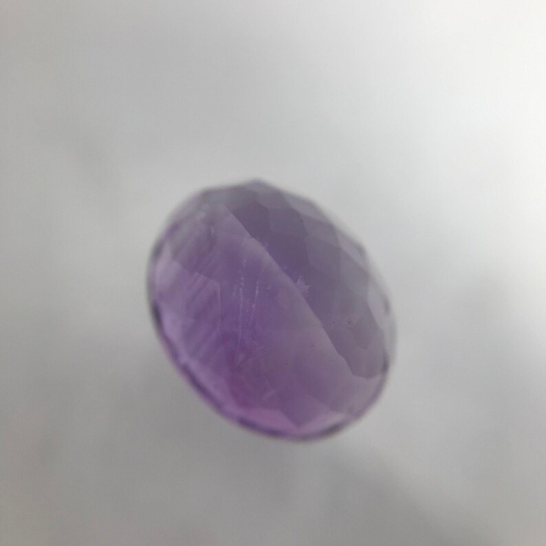 6,51 karat lila ametist 12,5 x 10 mm oval slipning, lös fasetterad födelsesten bild 3