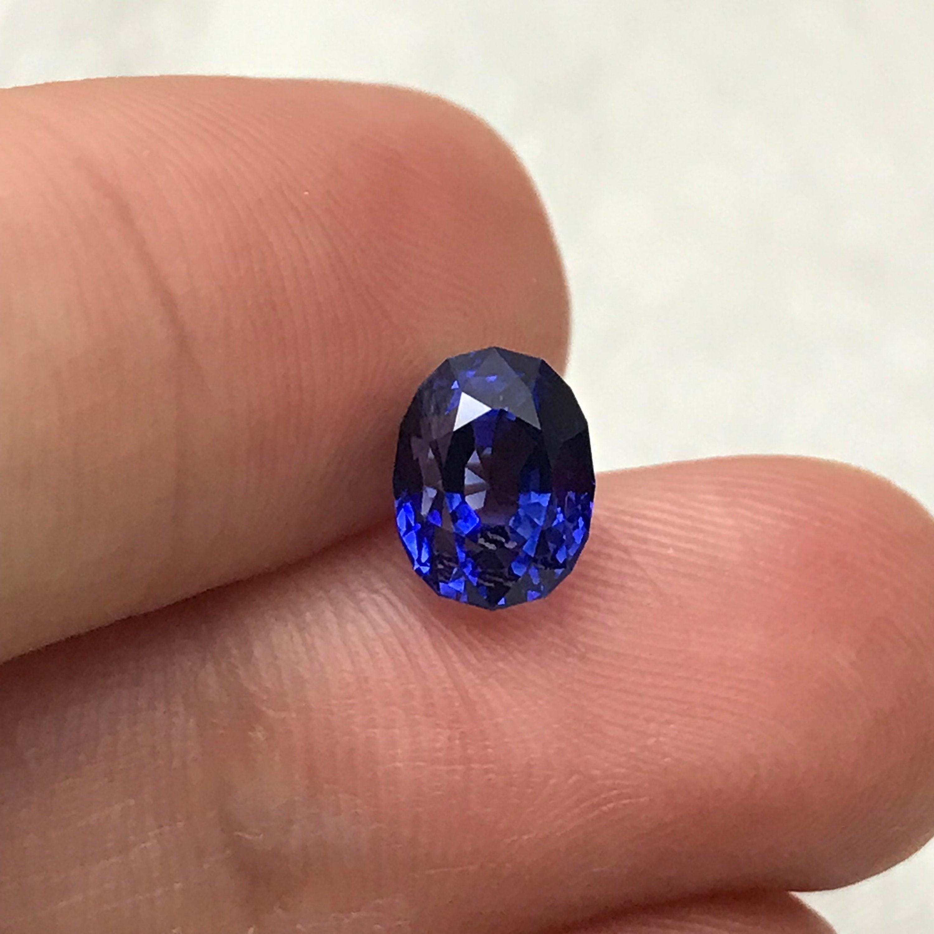 Laboratory-grown Blue Sapphire GIA Certified 2.71 Carat, 7.7x6mm ...