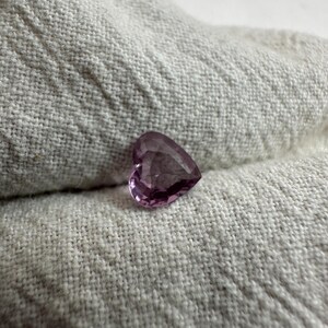Natuurlijke roze spinel 0,62 karaat 6 x 5,7 mm gefacetteerd hartgeslepen losse edelsteen afbeelding 8