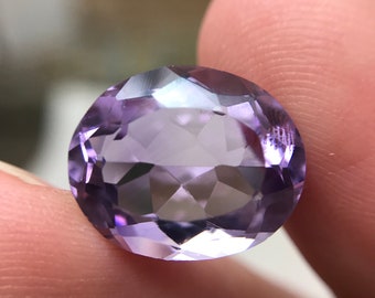 赤と青 (Type-A)/purple stone 1.26ct Purple Umba African Sapphire – Stag & Finch