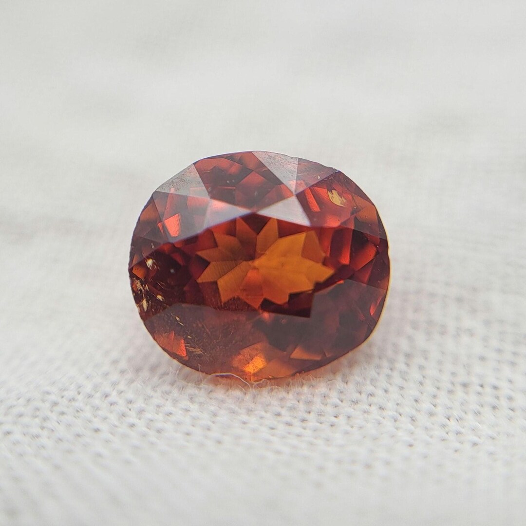1.53 Ct Natural Reddish Orange Spessartite Garnet 7x6mm Oval