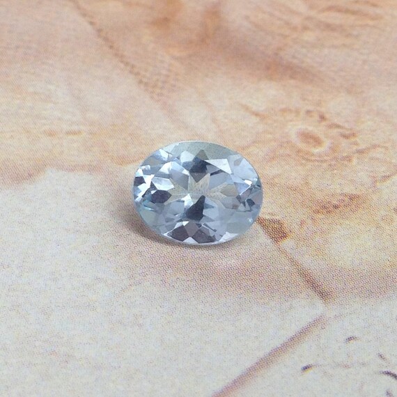 Natural Aquamarine Gem, 2.22 ct, Light Grayish Blue Oval Cut 10x8mm