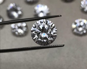 One- 10mm Round Cubic Zirconia 6-7 carat Clear Colorless CZ, Inexpensive Diamond Simulant,  Faceted Loose Gemstone for Jewelry Setting