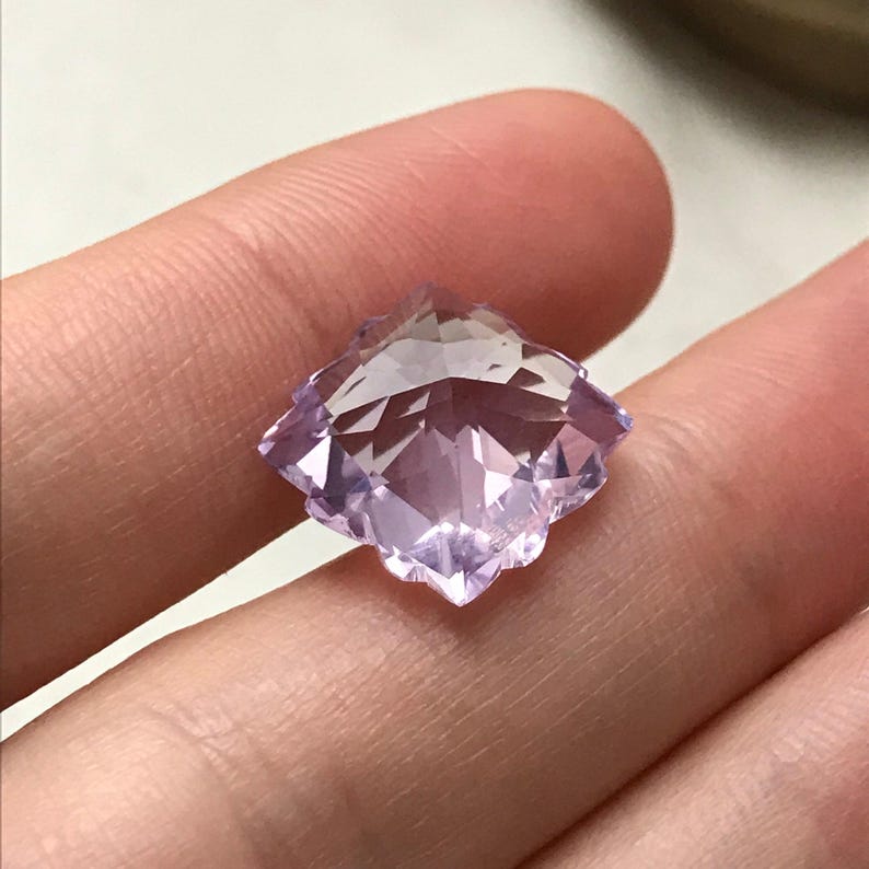Fancy Cut Lavender Quartz/Amethyst, 9 Carat, 13.5mm, Snowflake Cushion cut, February Birthstone image 9