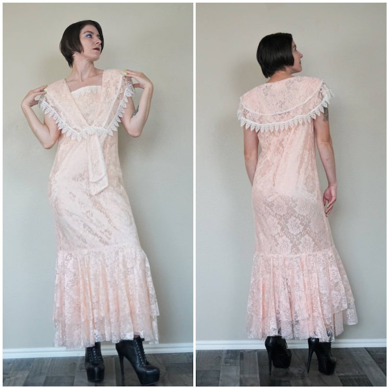 Candi Jones Pink Lace Dress with Large Collar /& Mermaid Hem Vintage 1980s Does 1920s Boho Pink Floral Deco Dress Pretty in Pink Costume