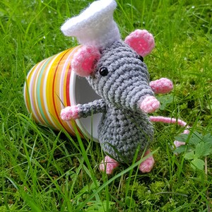 Tiny Mouse Amigurumi, Crochet Rat, Knitted Mouse, Cook Chef Mouse, Handmade Mouse, Knitted Animal, Amigurumi Crochet Toy, Kichen decor image 7