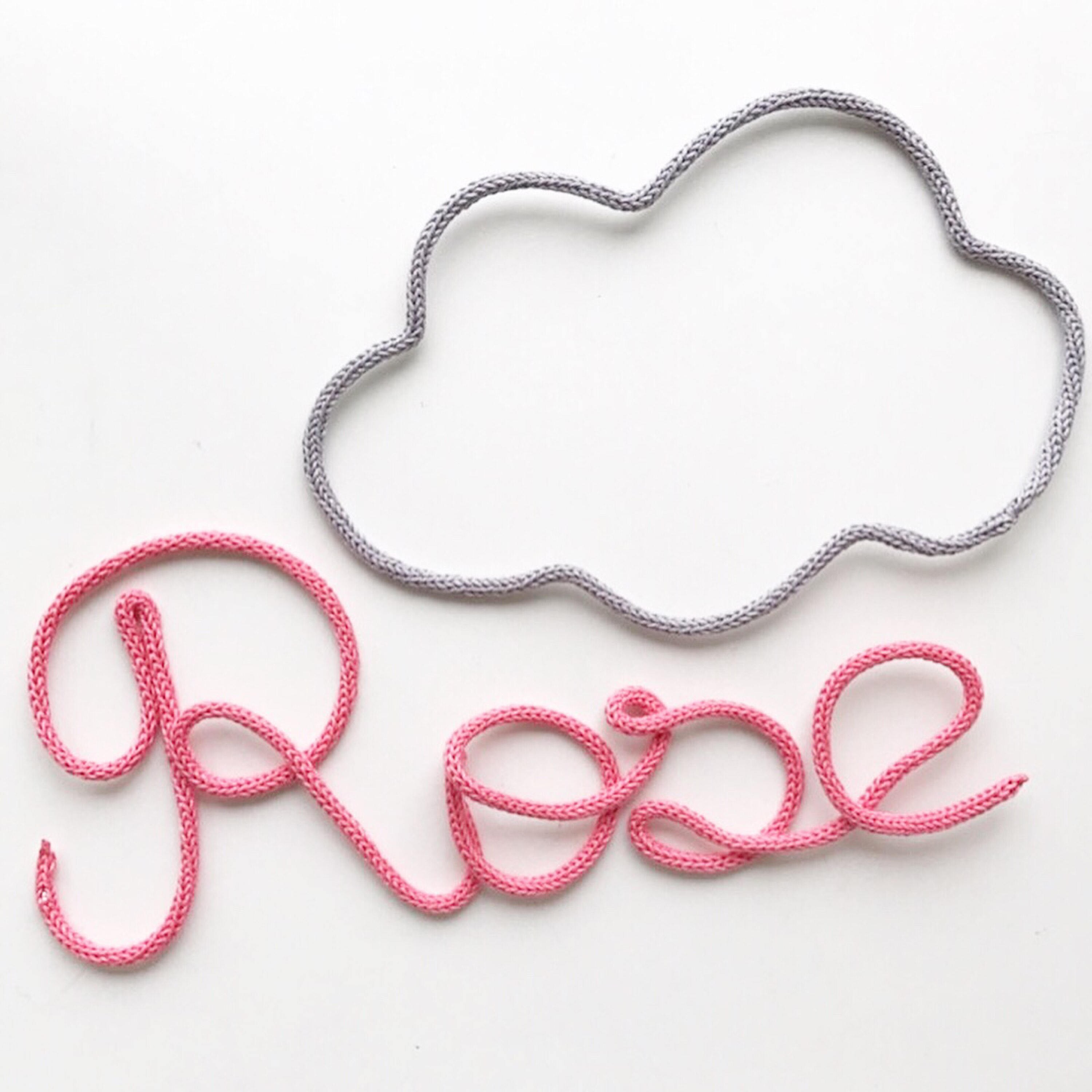 Prénom en Laine/Mot Tricotin et Un Nuage