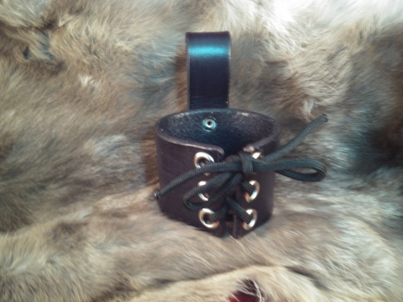 Choose Your Color Lanyard Laced Leather Drinking Horn Frog Holster Holder Trinkhorn