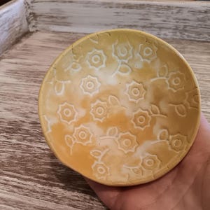 Small yellow bowl, yellow bowl, ring dish, spice dish, yellow pottery, yellow decor, colorful pottery, gift idea, birthday gift idea, yellow