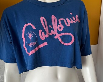 Vintage C & H California Graphic Cropped Tshirt Single stitch Blue Pink size Med