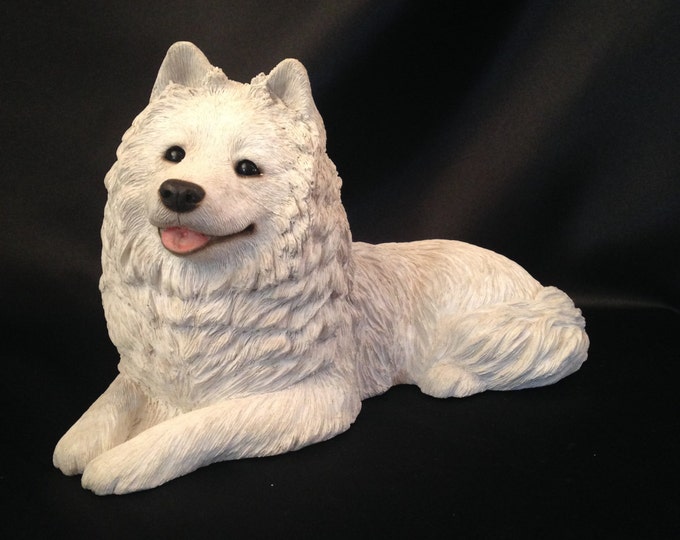 Samoyed Dog Figurine by Sandra Brue SANDICAST/SANDICAST 1986 Samoyed ...