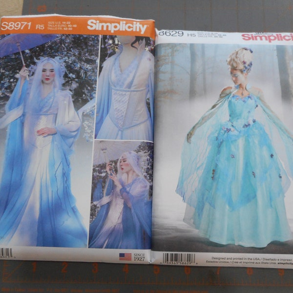 Womens Fantasy / Cosplay Gowns Queen, Sorceress. Like new sewing patterns in multiple sizes.
