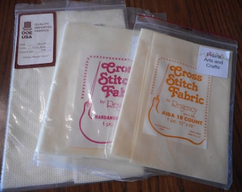 Lot von 5 Kreuzstich Stoffe. Hardanger 22 und Aida 11 und 18. Wie neu.