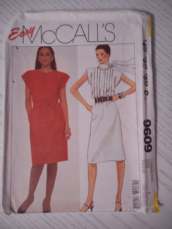 Buy Women's Vintage Pleated Bodice Dress Patterns, Size 8, 16-20 Online in  India - Etsy