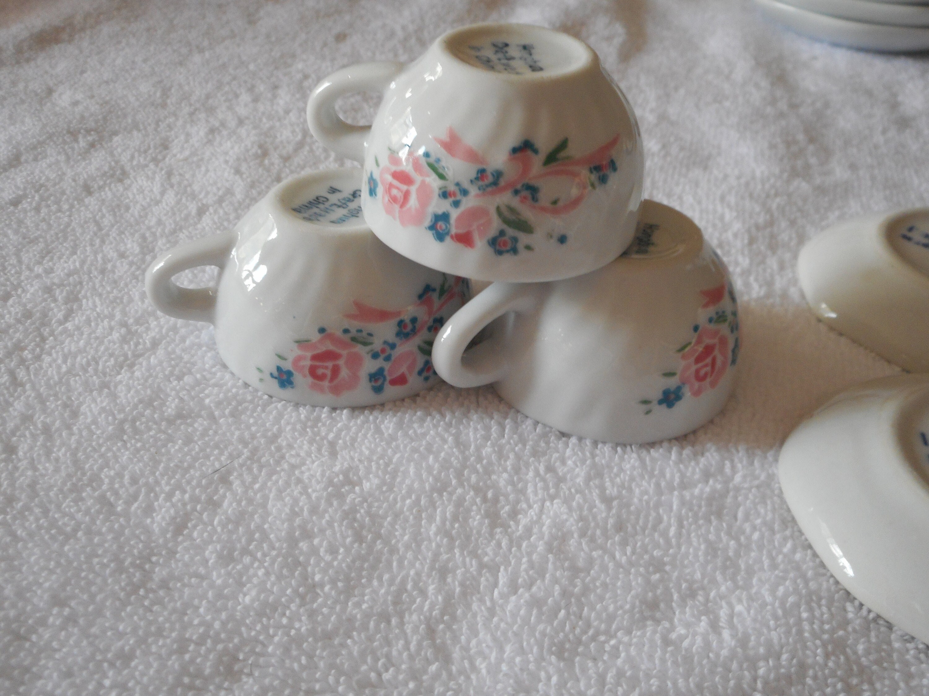  PORCELAIN ミニトレイ Vintage Porcelain Mini Tea Set With Pink Rose Spray. Doll Sized