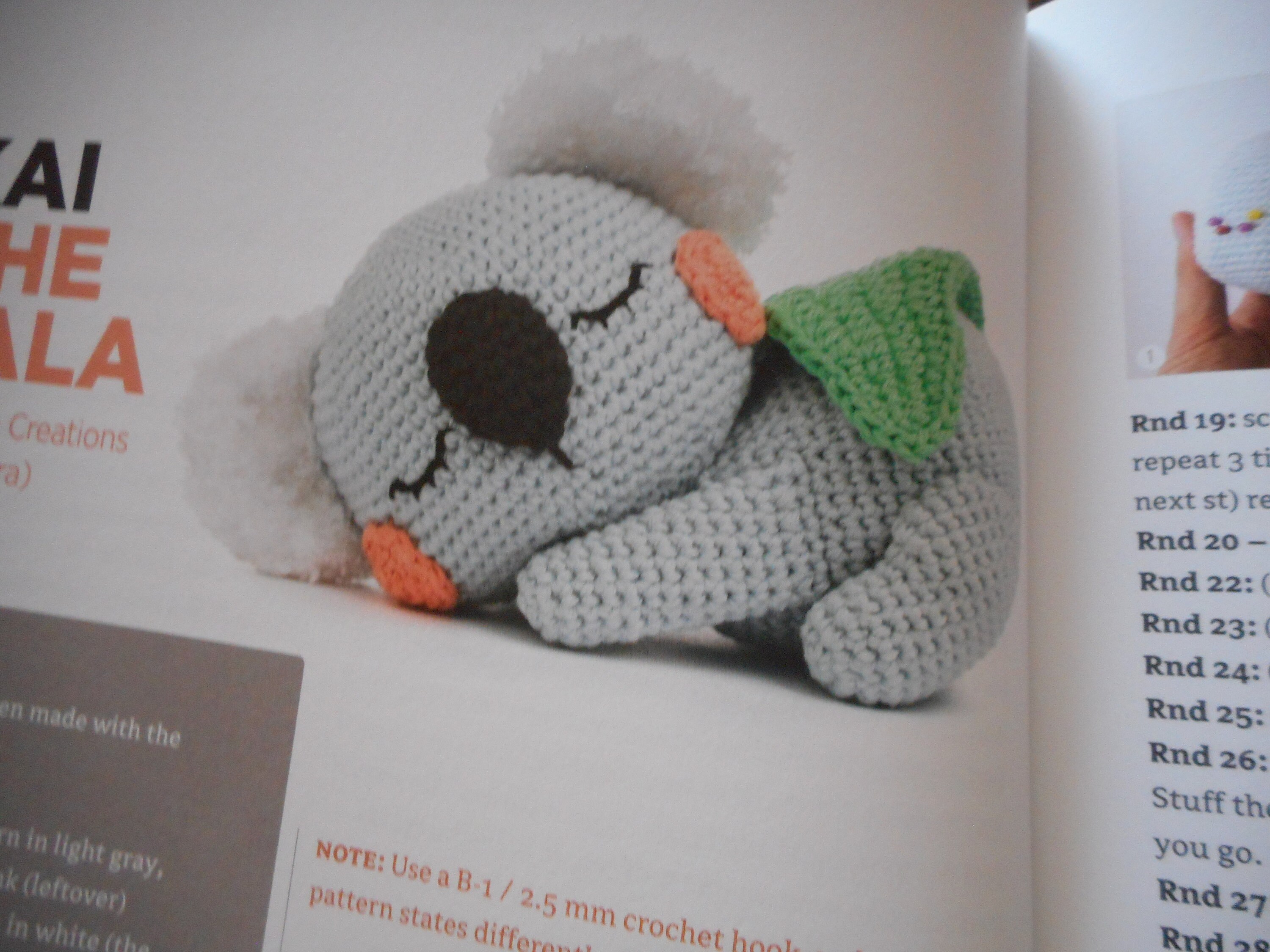 Zoomigurumi 10, Crochet Animal Amigurumi Pattern Book, Like New. 15 Great  Patterns From 12 Great Designers. 