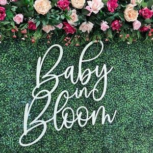 Baby in Bloom Sign -  i | Wood Baby in Bloom Sign • Floral Baby Shower Backdrop Sign • Baby Shower Decor • Mama to Be • Momma to Be Sign