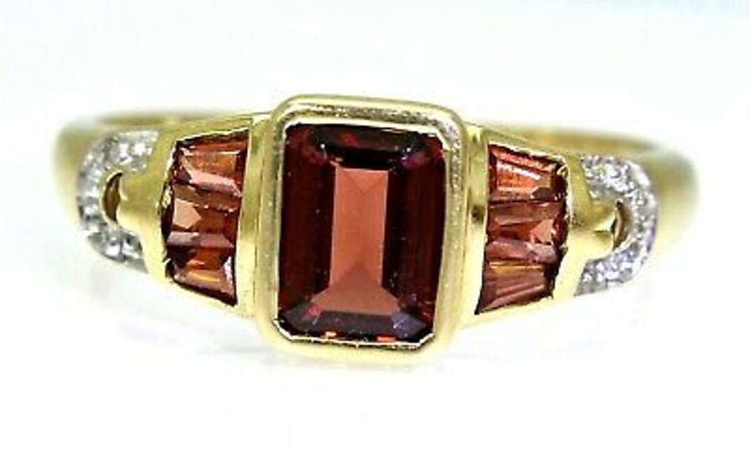 Pretty Garnet & Diamond 9ct Yellow Gold Ring Q 8 1/4 - Etsy