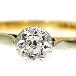 Vintage Cushion Diamond Solitaire 18ct Yellow Gold ring size N ~ US 6 3/4