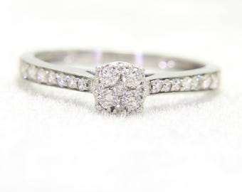 Splendido anello in oro bianco 9 carati con grappolo di diamanti da 0,35 ct, misura L 1/2 ~ 6
