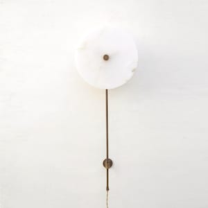 Plug-in Alabaster Wall Sconce, Brass  Wall Sconce light, Brass Wall Sconce Light, UL listed