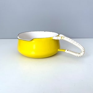 Dansk Kobenstyle sauce boat pan, yellow enamel - Early 4 Ducks mark - Denmark