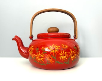 Vintage Enamel Tea Kettle: Burnt Orange with Daisies, Teak Handle - Made in Japan