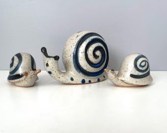Vintage ceramic snail family - Counterpoint, hand painted glaze details