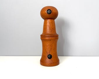 Rare Digsmed peppermill with Peugeot grinder, made in Denmark  - 8 1/4" tall
