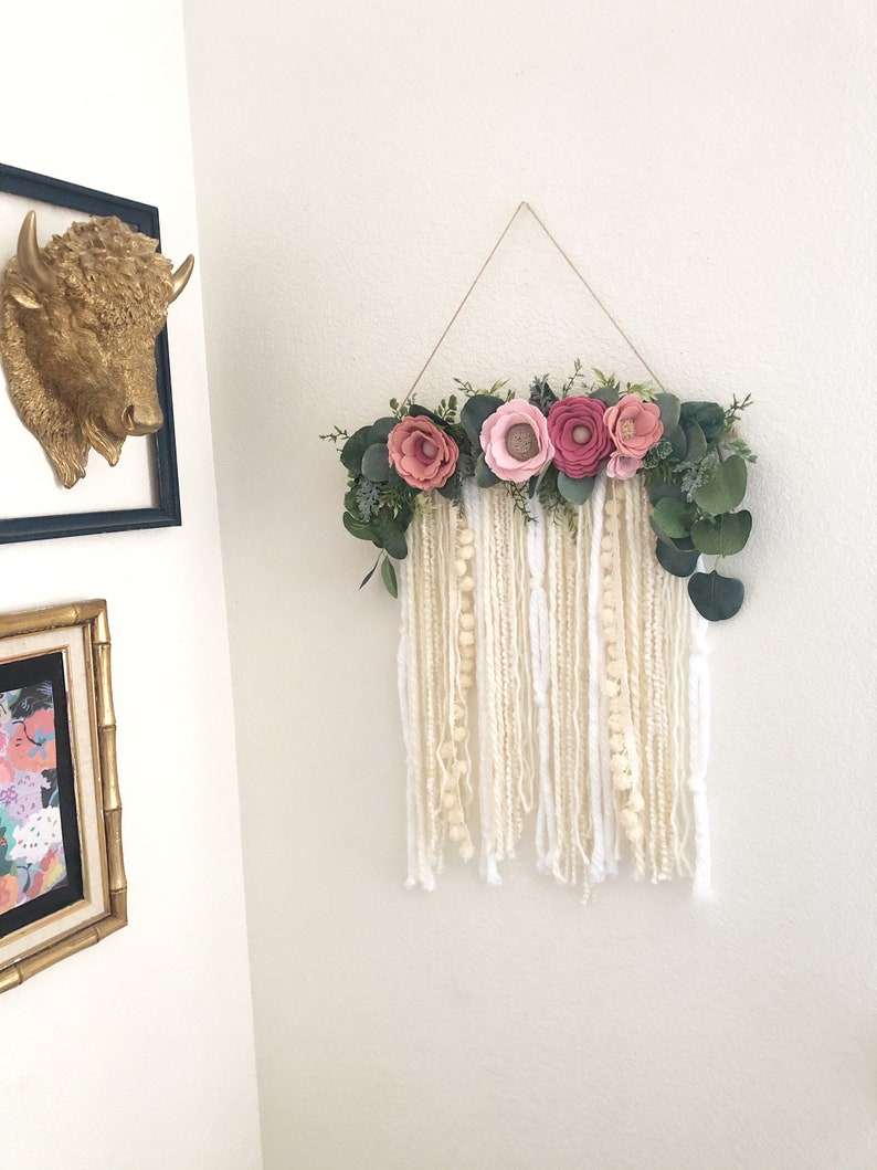 PINK WALL HANGING // Felt Flower Wall Hanging // Floral Wall Etsy