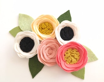 Mini Felt Flowers // Loose Felt Flowers // Unattached Felt Flowers // DIY Flowers // Flower Embellishments // Set of 5 // You Pick Colors