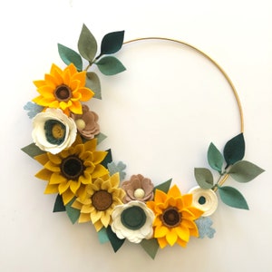 SUNFLOWER WREATH // Felt Flower Wreath // Hoop Wreath // Gold Hoop Wreath // Nursery Decor // Modern Wreath // Home Decor // Floral Wreath