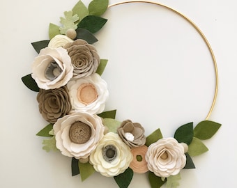 NEUTRAL HOOP WREATH // Felt Flower Wreath // Modern Hoop Wreath // Farmhouse Decor // Nursery Decor // Felt Flower Hoop Wreath