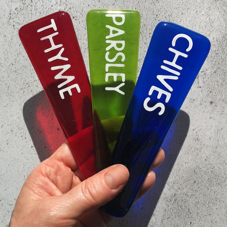 Handmade fused glass personalised plant label. Colourful plant marker. Rainbow garden plant stake. Herb, vegetable, flower, fruit name. Gift for myself. Gift for rainbow lover.