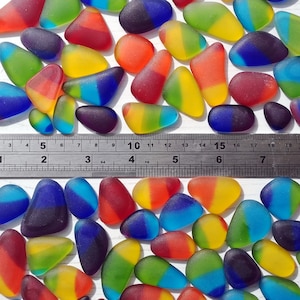 Getrommeld glas - strepen - verschillende maten/hoeveelheden - onbewerkte stukken voor gebruik in je eigen projecten - veelkleurig matglas - verweerd zeeglas