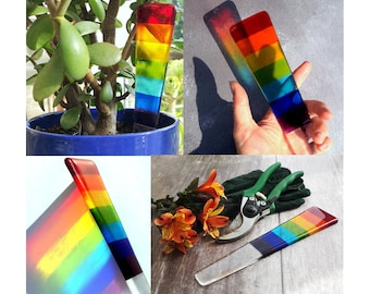 Handmade Fused Glass Rainbow Plant Stake - Plant Marker - Herb Garden Ornament - Suncatcher -  Colourful Rainbow Glass Gift - Plant Pot